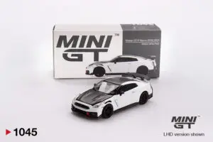 Mini GT Nissan GT-R Nismo 2024 Brilliant White Pearl (RHD)