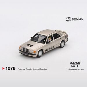 Mini GT Mercedes-Benz 190 E 2.3-16 #11 Ayrton Senna 1984 Nürburgring Race of Champions z figurką (LHD)